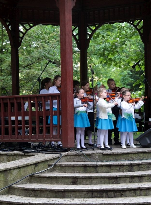 Music in the Bower. Guests of the Polski Chór Kameralny (1) | 24.06